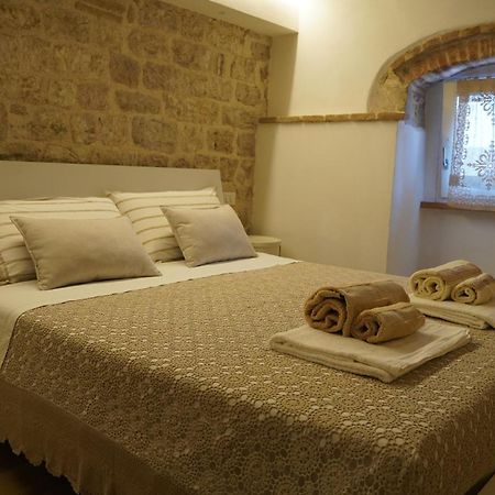 Appartamento Gattapone 9 Gubbio Exterior foto