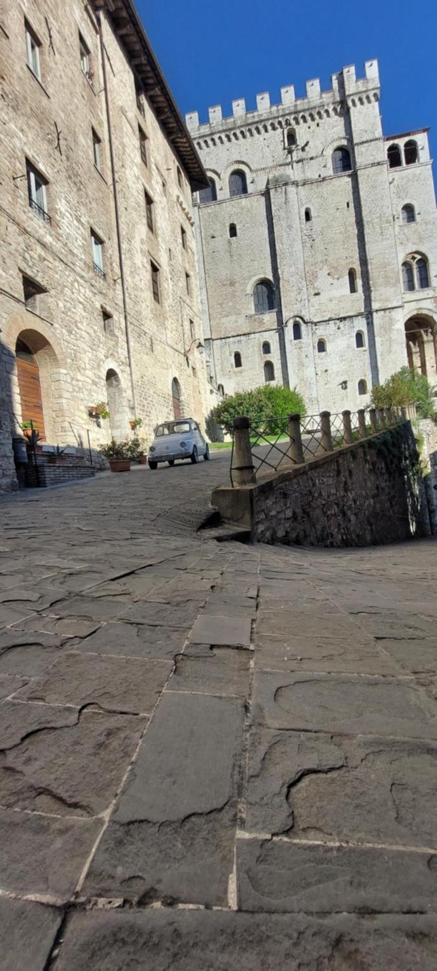 Appartamento Gattapone 9 Gubbio Exterior foto